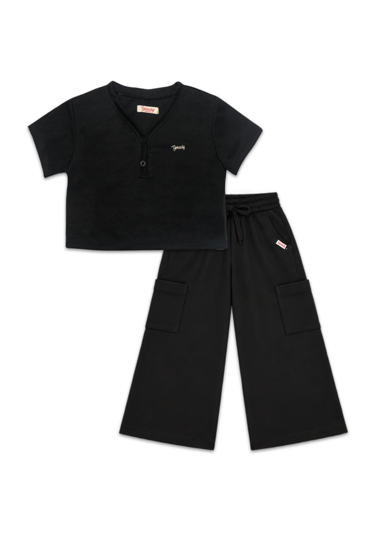 GIRLS V-NECK BOXY TOP & WIDE LEG CARGO PANTS SETS